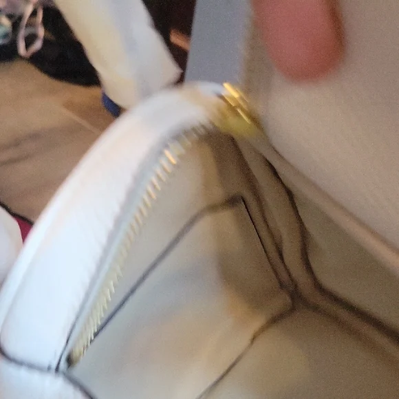 White Leather Doctor Bag w/ Gold Hardware NWT - Picture 7 of 11